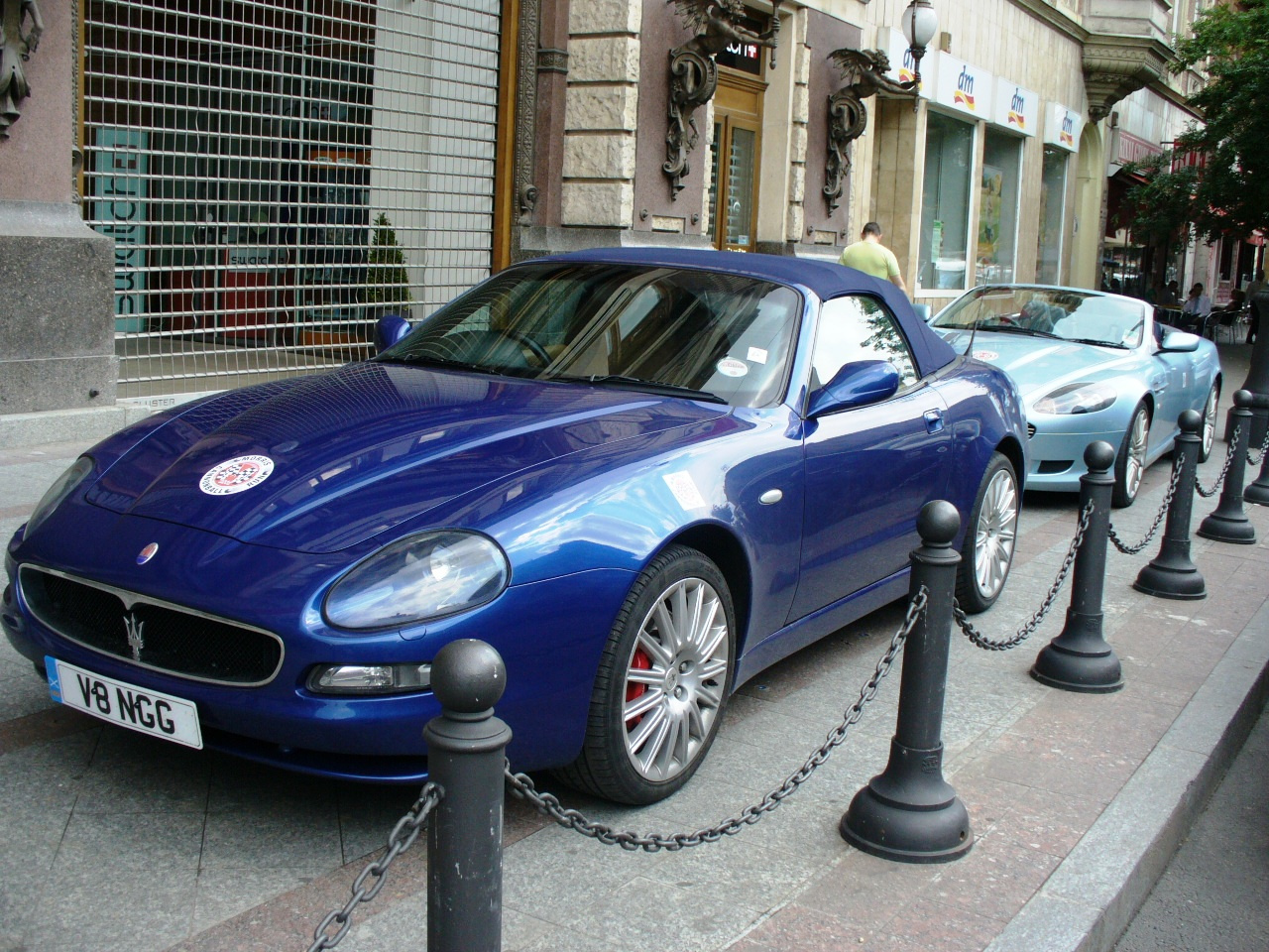 Aston Martin DB9 Volante - Maserati Spider