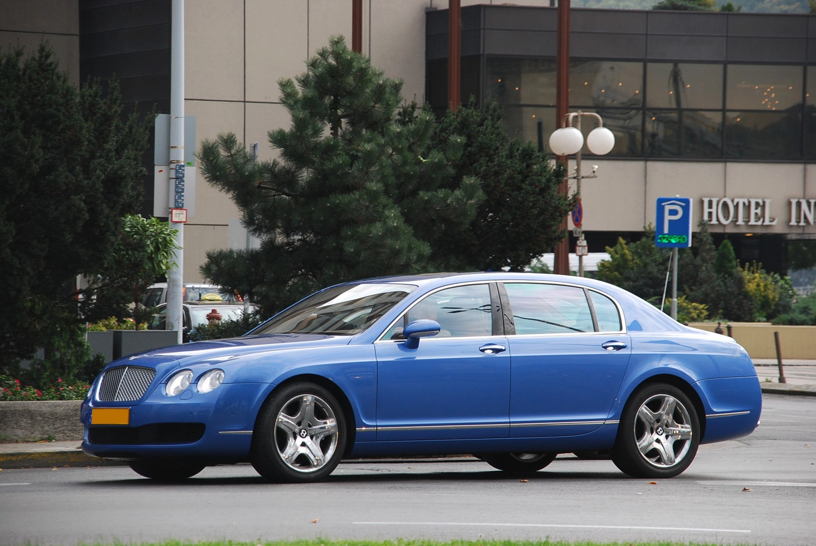 Bentley Continental Flying Spur