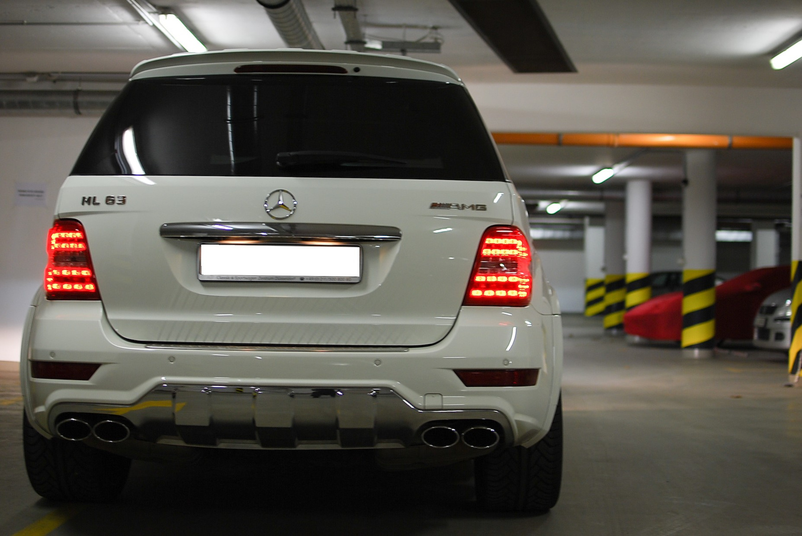 Mercedes ML 63 AMG