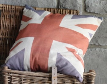british flag cushion(350 x 276)