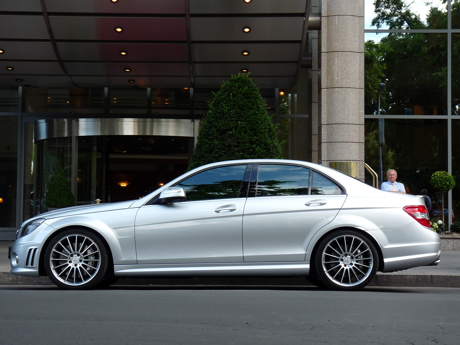 Mercedes C63 AMG