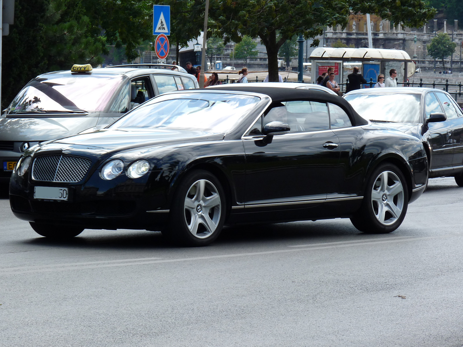 Bentley Continental GTC