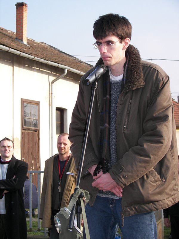 2007-02-23 Demonstráció a vasútállomás előtt