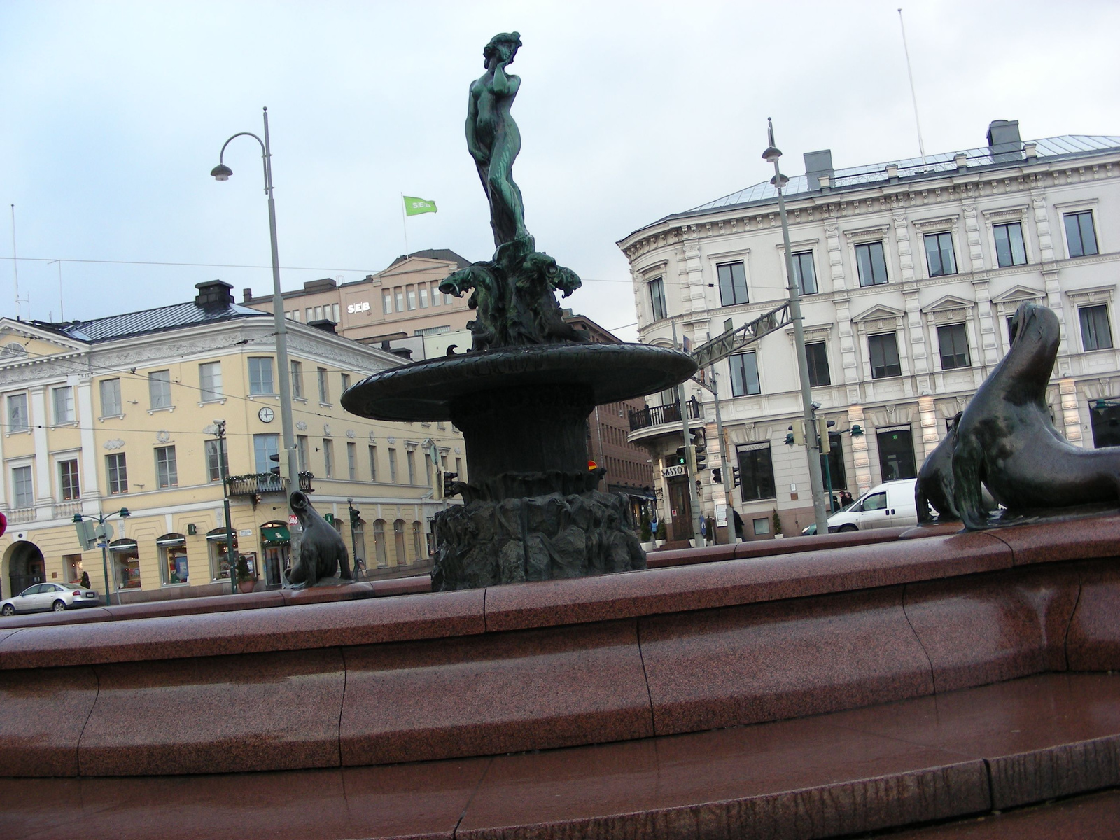 Helsinki kikoto szobor