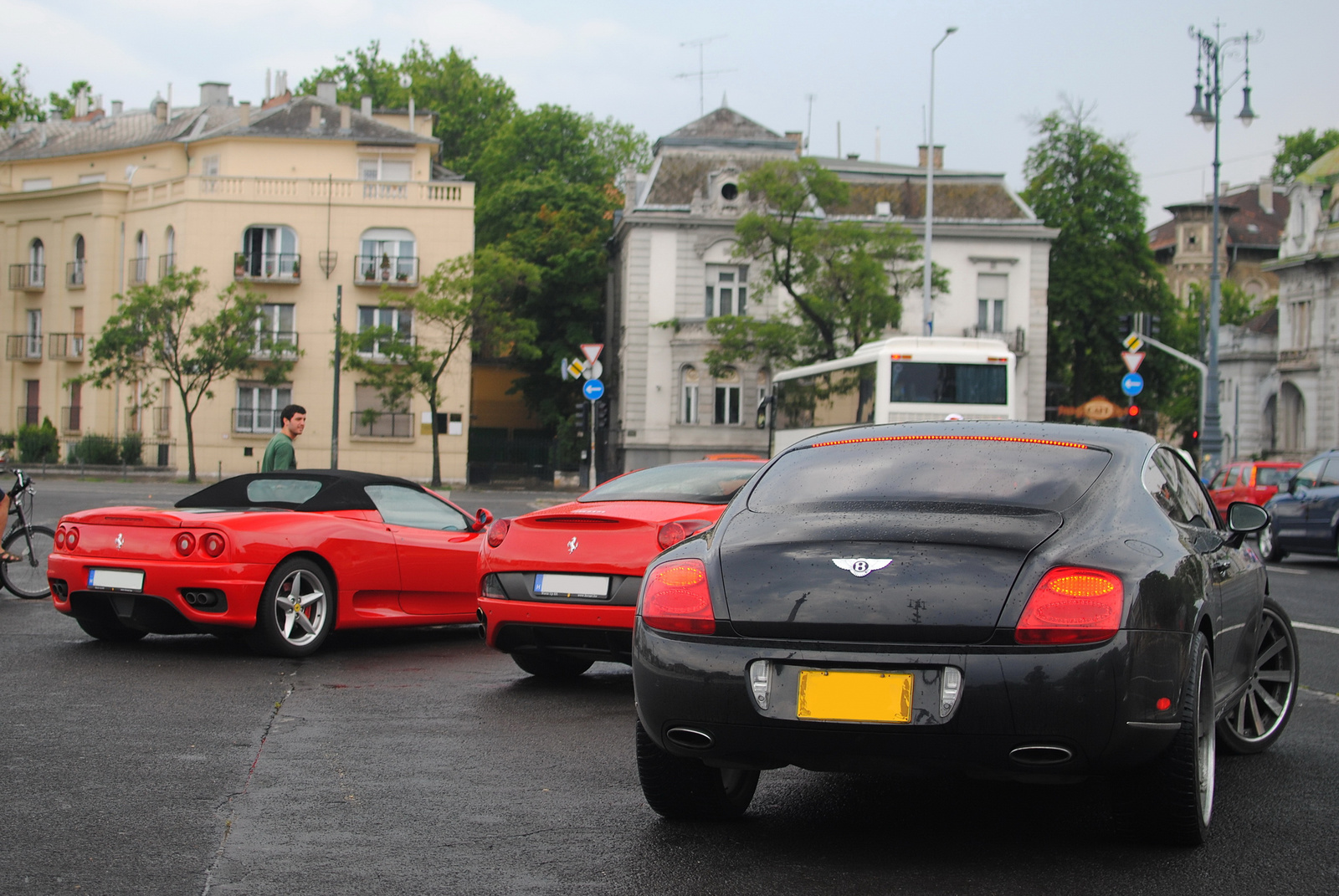 Ferrari 360 Spider - California - Bentley Continental GT