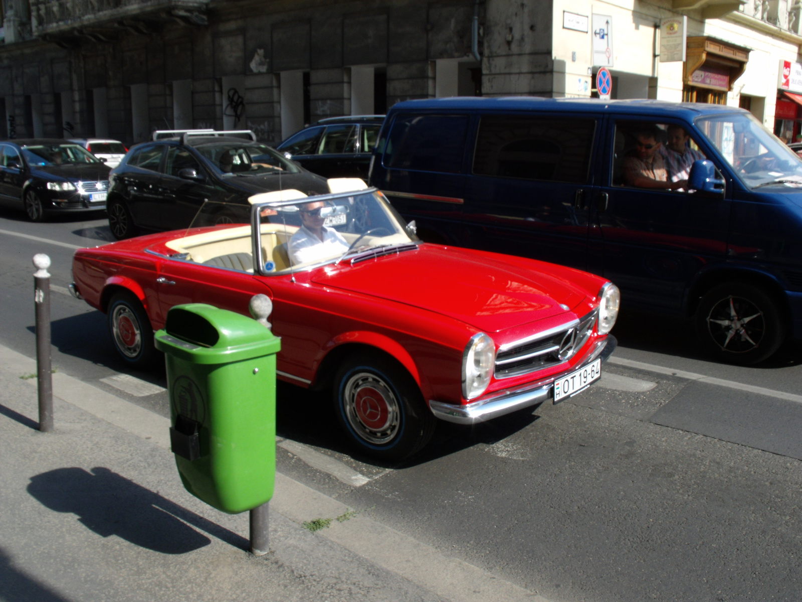 Mercedes-Benz 230SL