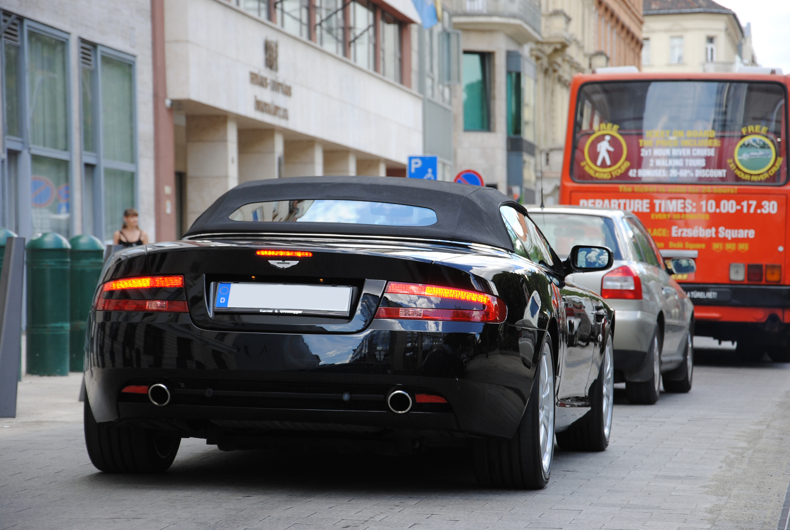 Aston Martin DB9 Volante