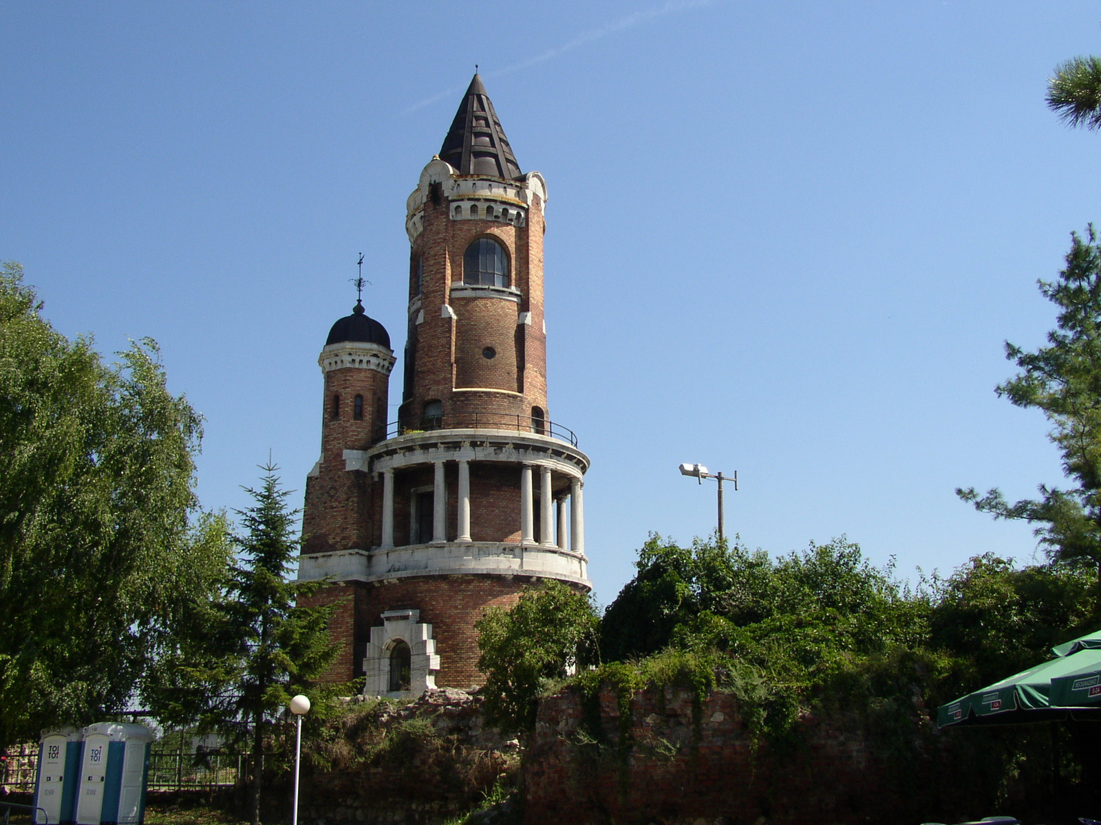 Hunyadi Janos bastya Beograd