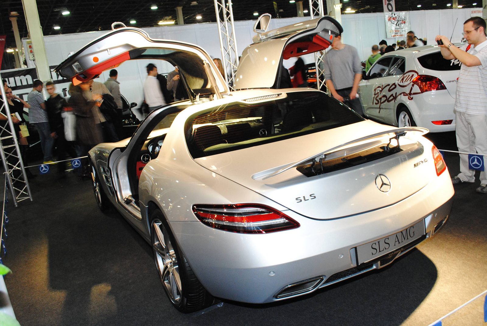 Mercedes-Benz SLS AMG