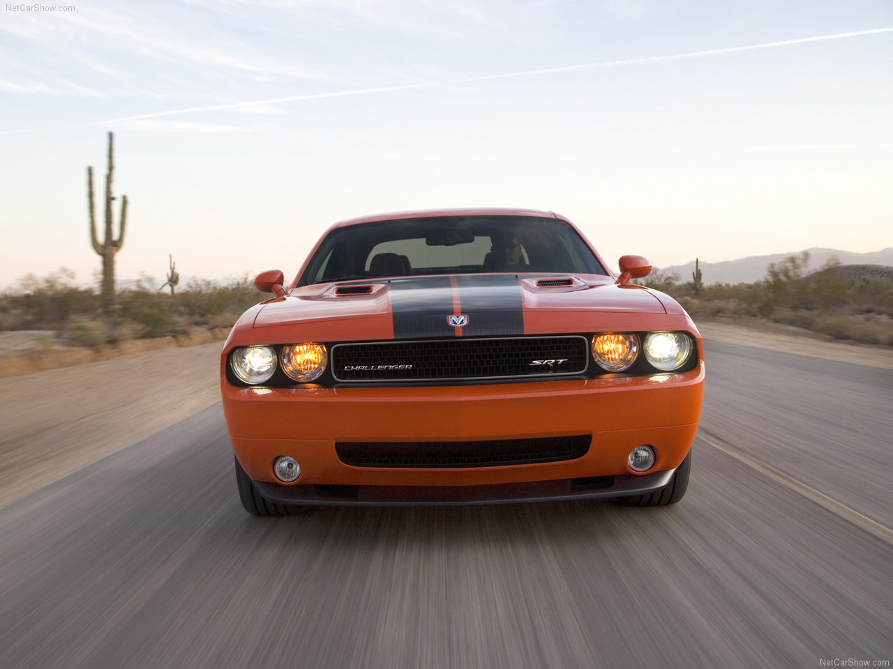 Dodge-Challenger SRT8 2008 1280x960 wallpaper 32