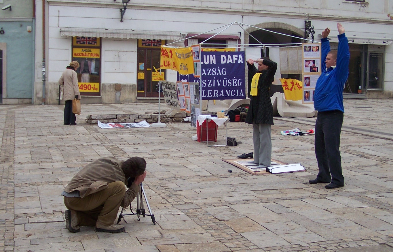 2009.11.21.Pécs, Jókei tér 8.