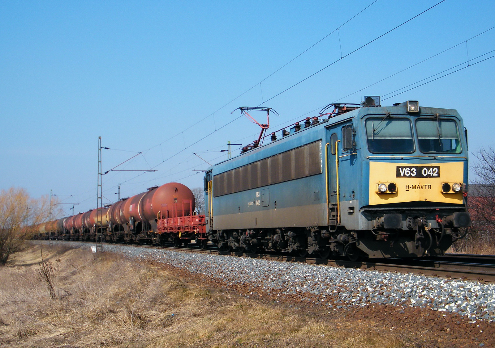 MÁV V63 042, Vértesszőlős, 2011.03.12