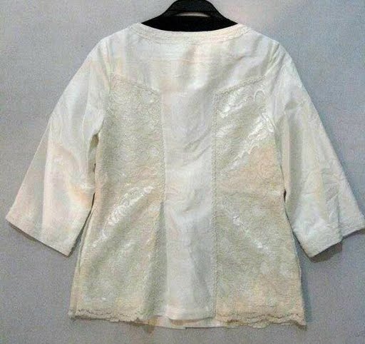 90717C-13 CHANEL WHITE DOUPION SILK&LACE TOP SIZE 2 4 6(BACK) PR