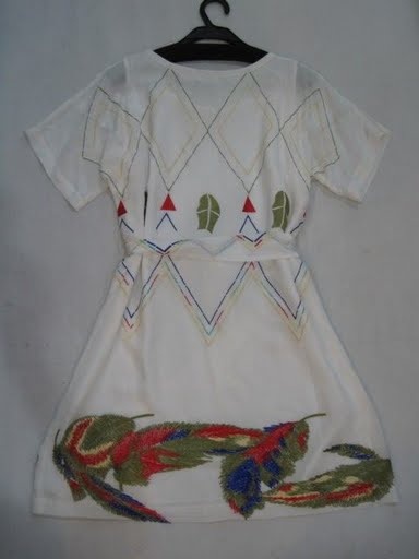 90807A-22A ANNA SUI WHITE SILK DRESS SIZE 2 4 6(BACK) PRICE USD 