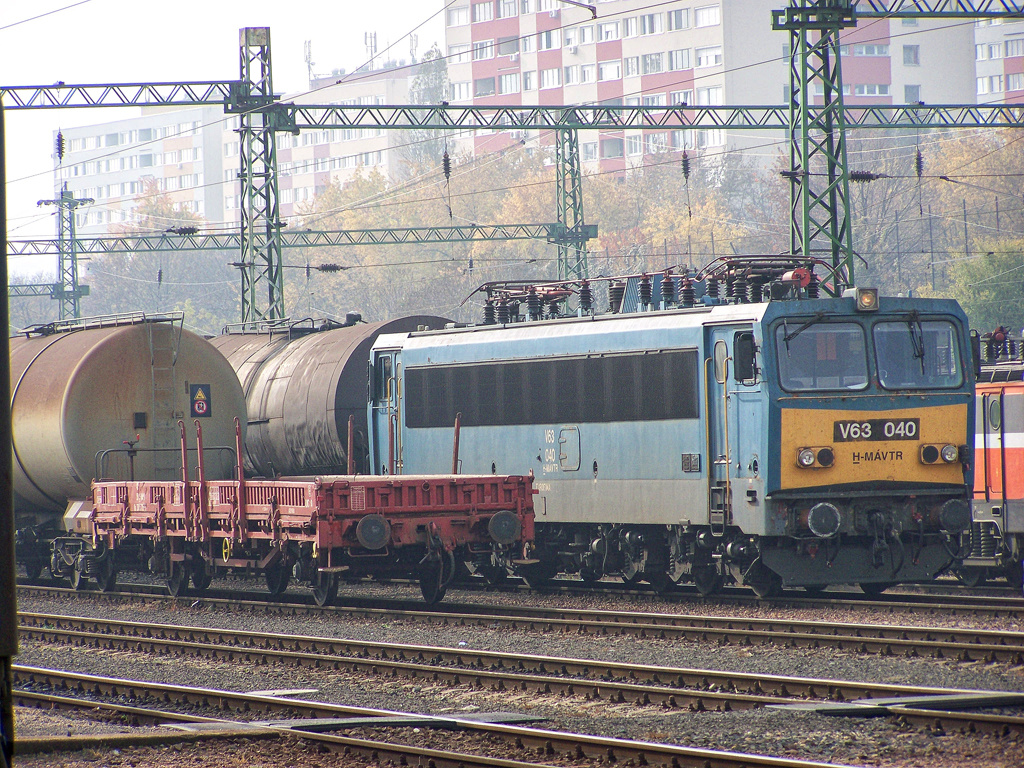 V63 - 040 Kelenföld (2010.11.04)02.