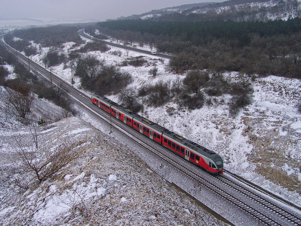 5341 018 - 9 Szár (2010.12.30).