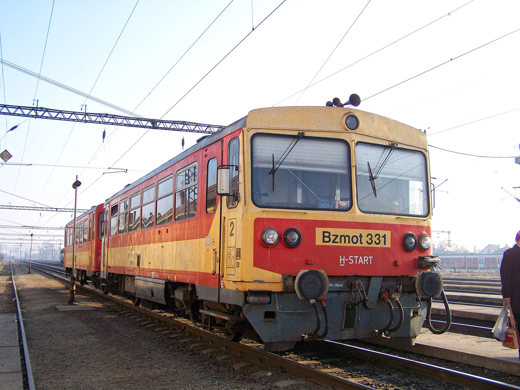 Bzmot - 331 Pusztaszabolcs (2011.03.12).