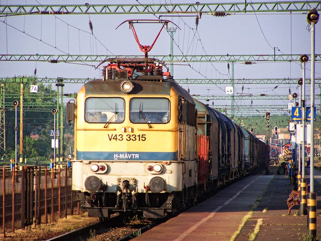 V43 - 3315 Dombóvár (2011.05.05).