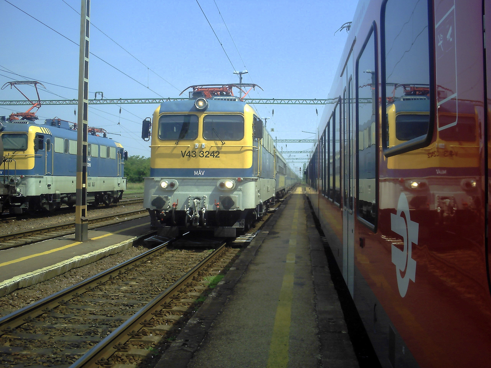 V43 - 3242 Sárbogárd (2008.07.02).