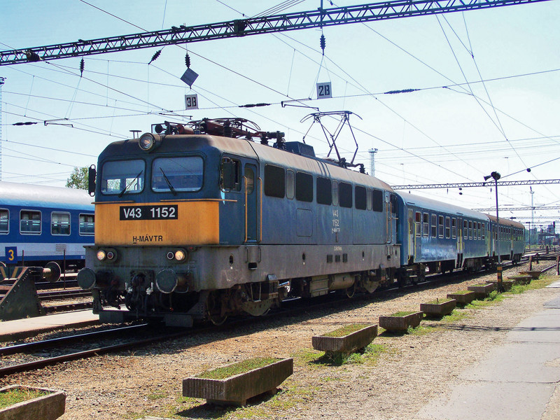 V43 - 1152 Dombóvár (2009.08.21)