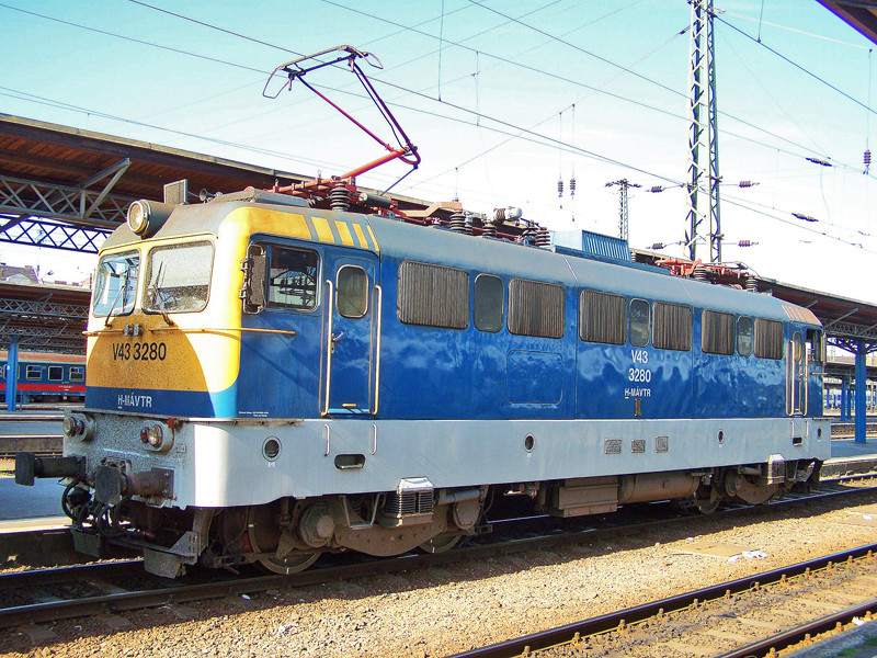 V43 - 3280 BP Keleti (2010.07.09)