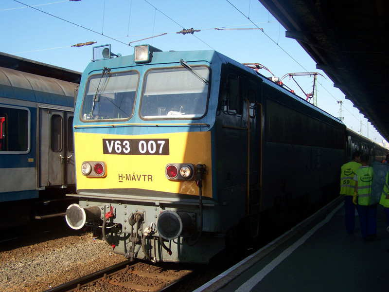 V63 - 007 BP Keleti (2009.08.18).