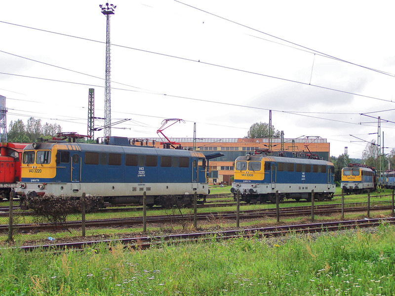 V43 - 3220 + V43 - 3308 Dombóvár (2010.09.06).