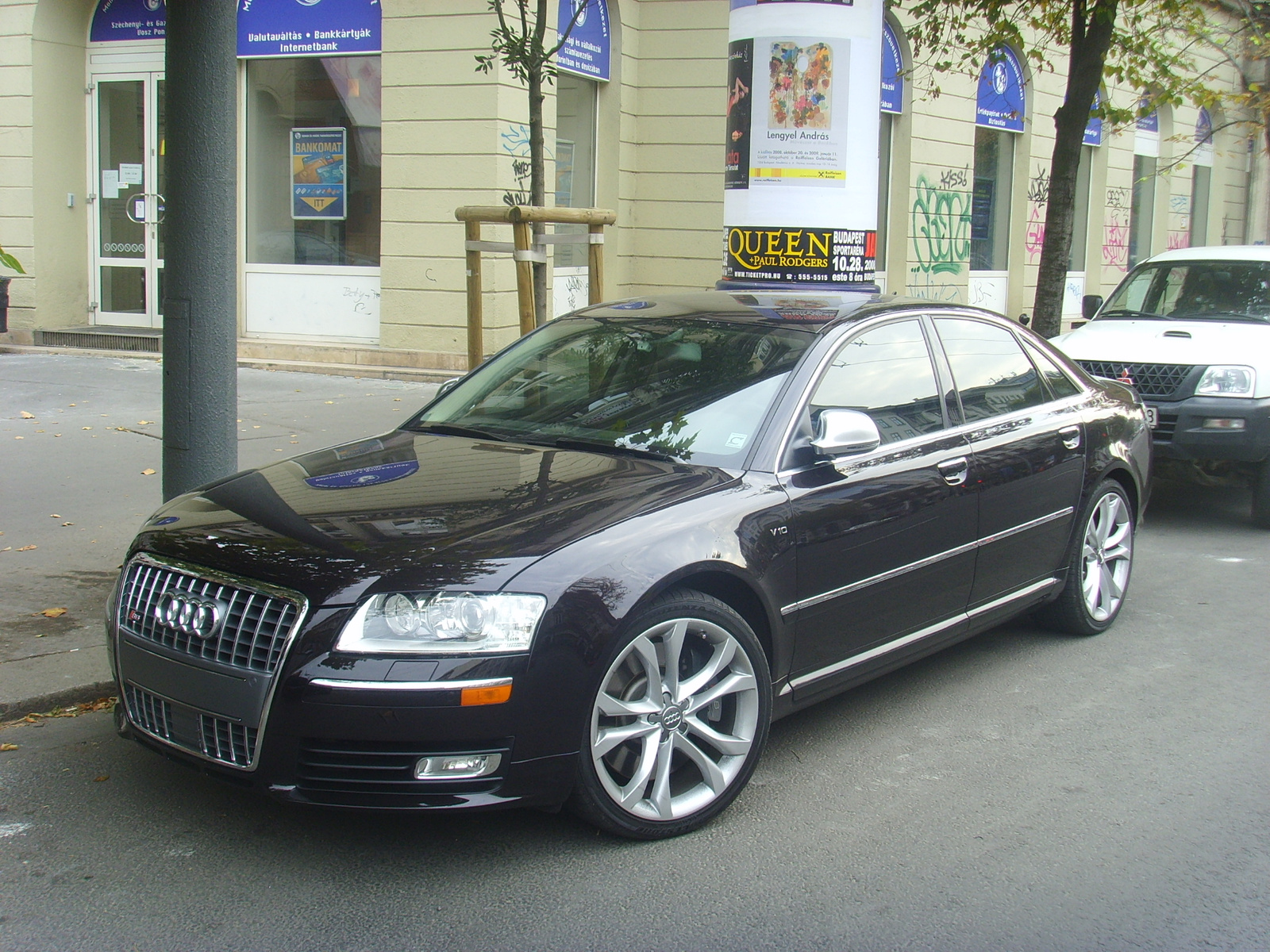 AUDI S8