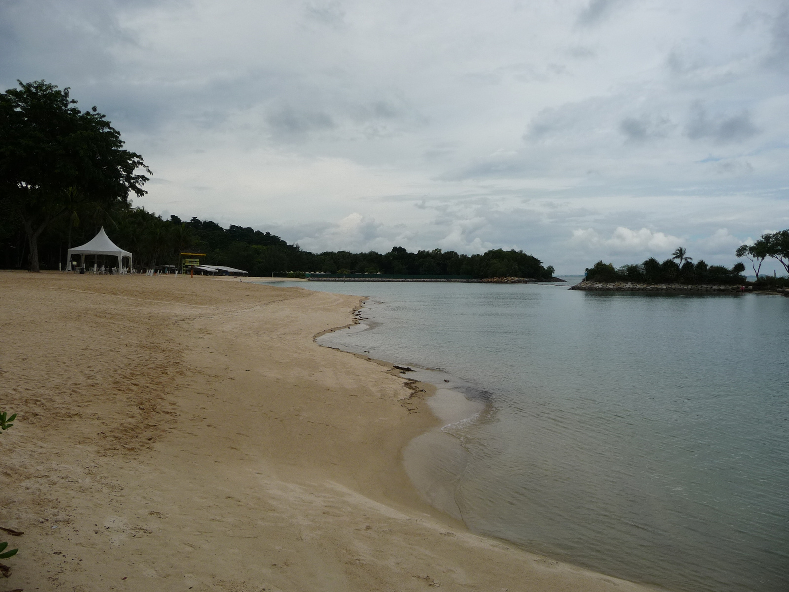 Sentosa beach