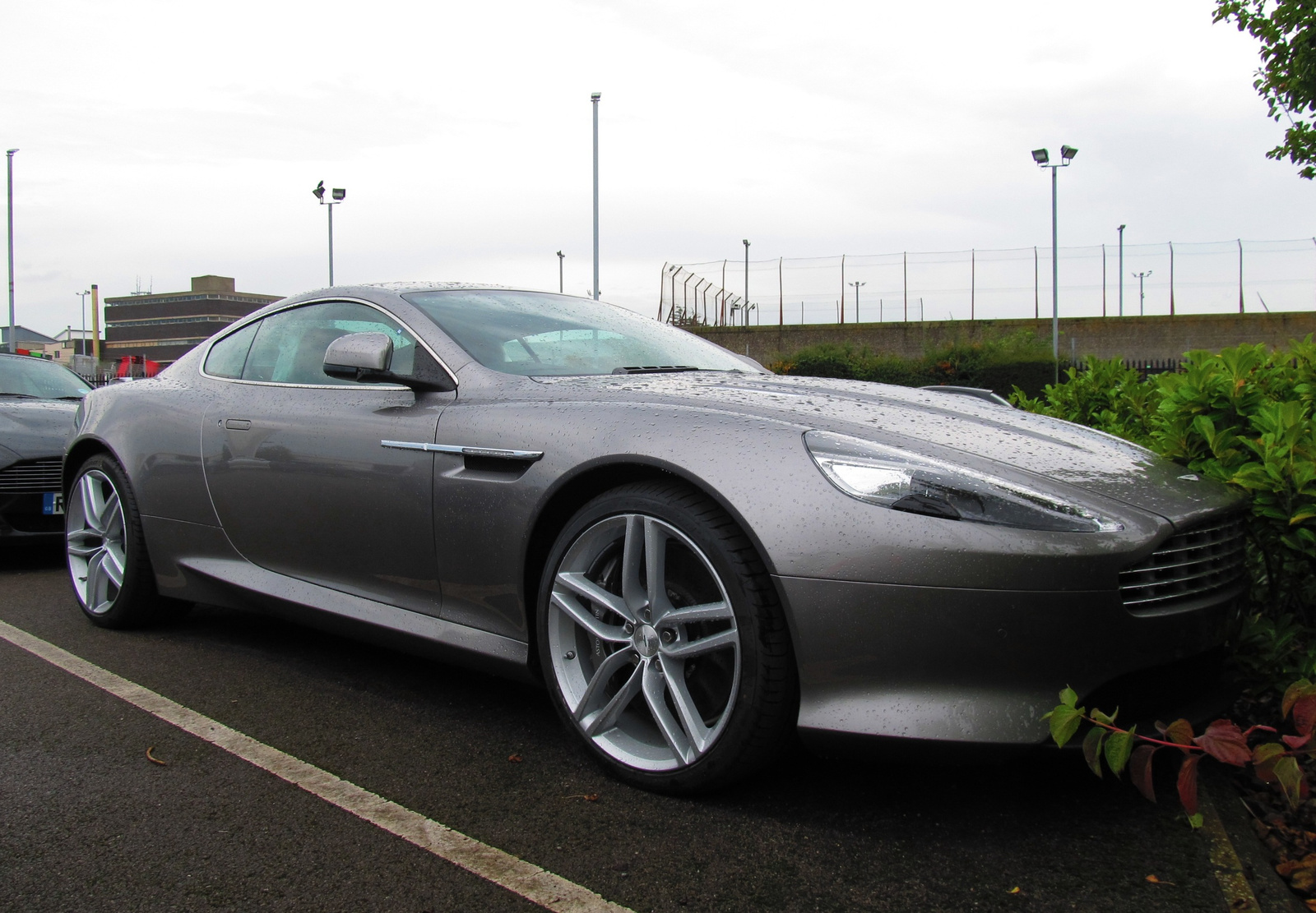 Aston Martin Virage