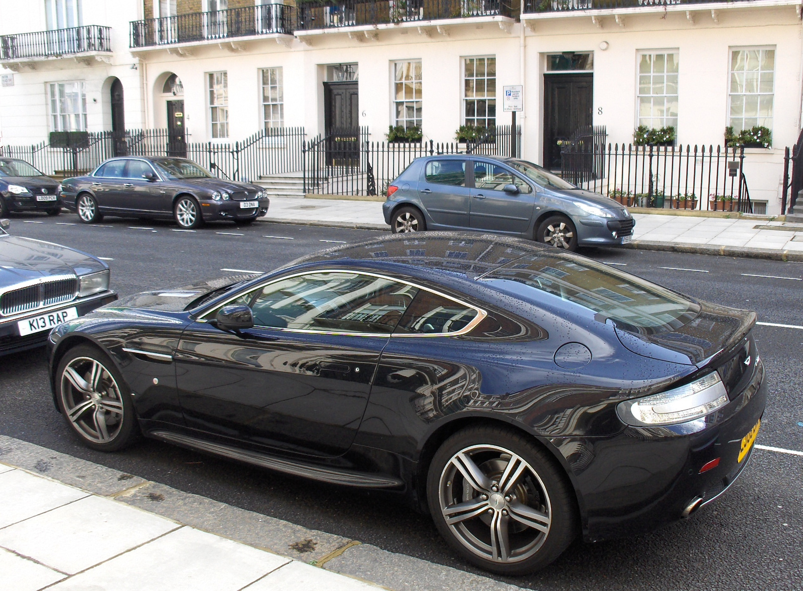 Aston Martin V8 Vantage N400