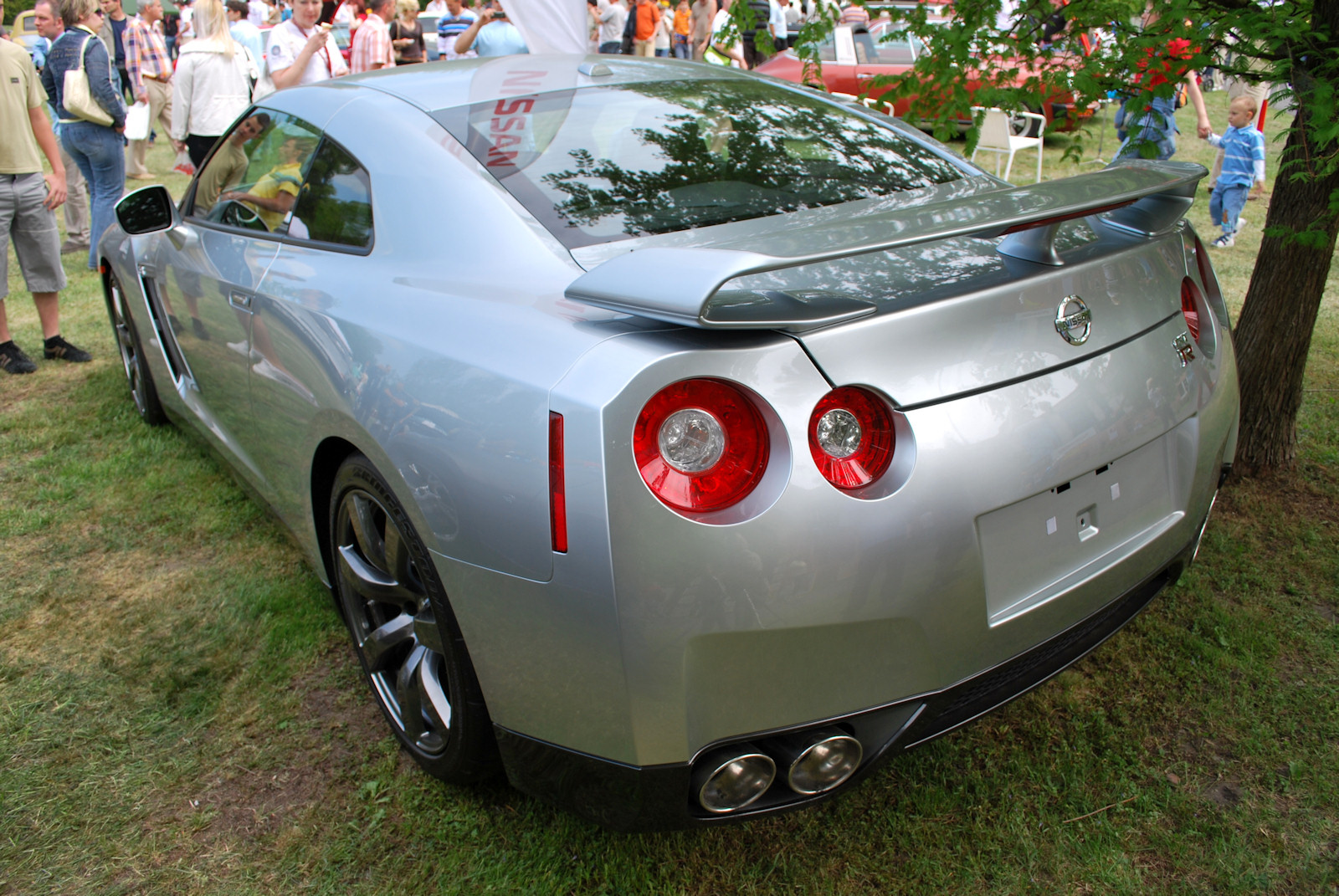 Nissan GT-R