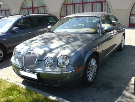 Jaguar S-type