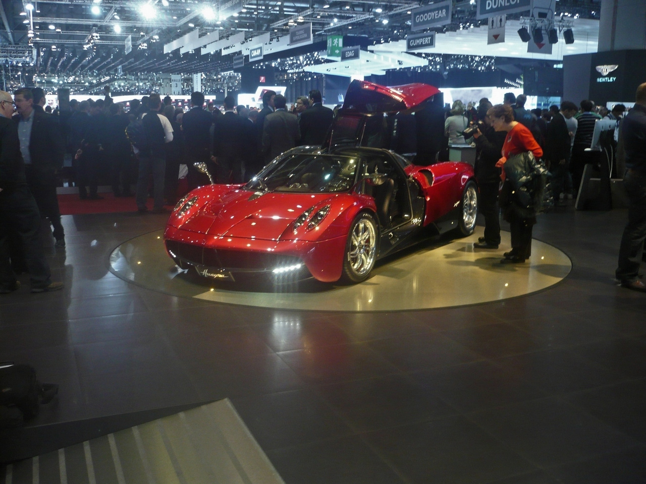 2011 03 GENF-AUTOSALON 497