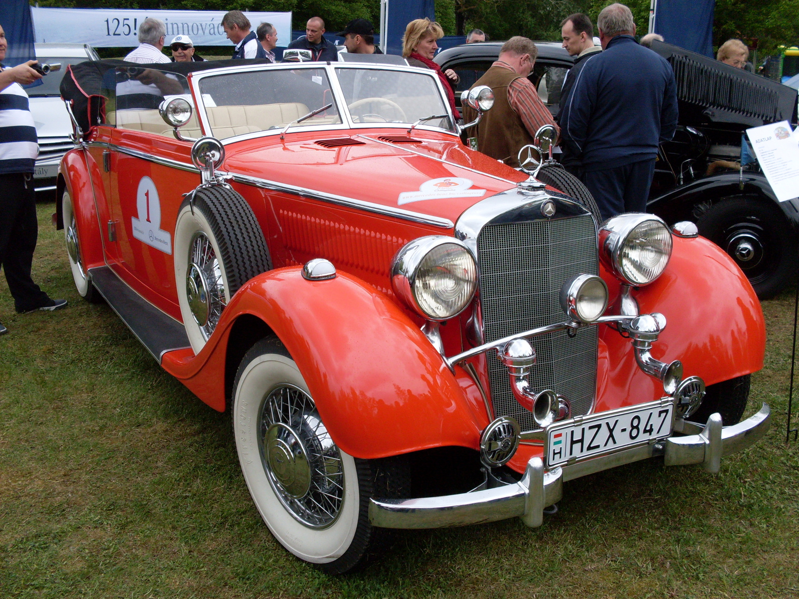 Mercedes-Benz 320 B Cabriolet (W142)