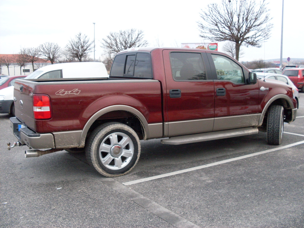 FORD F-150