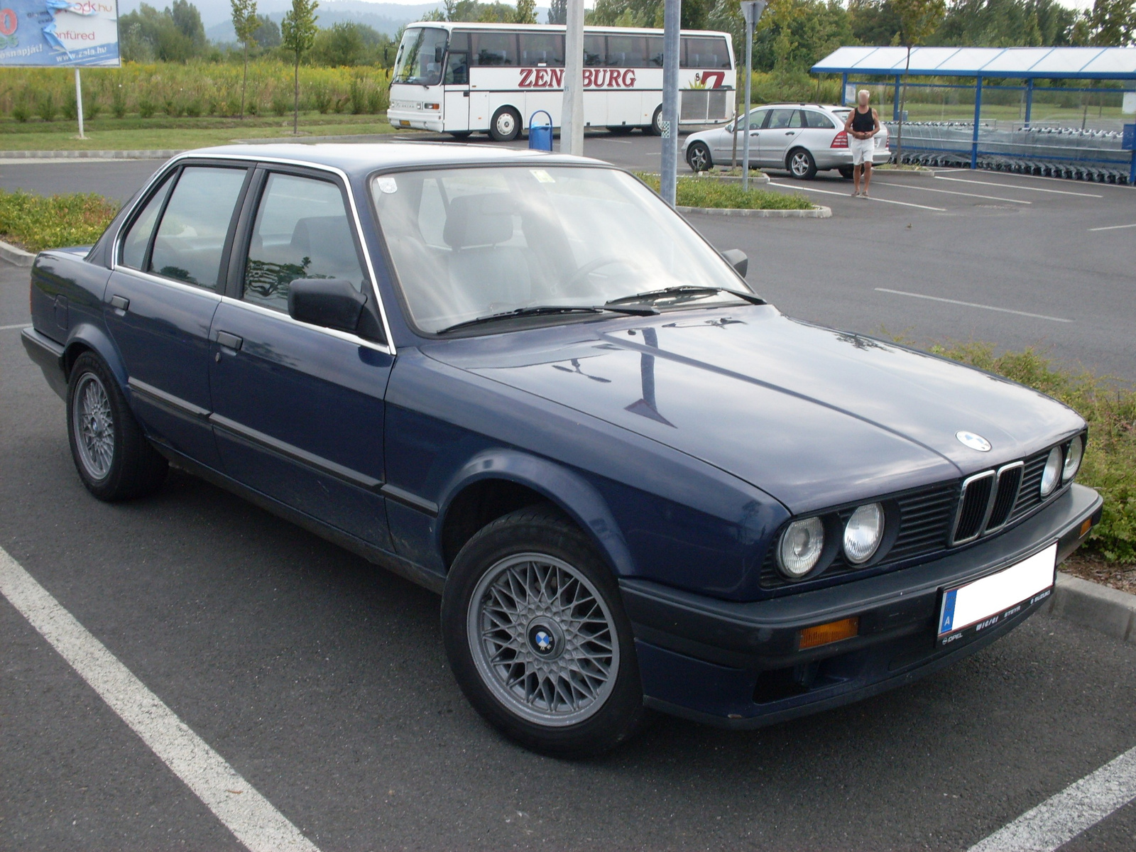 BMW 3-series (e30)