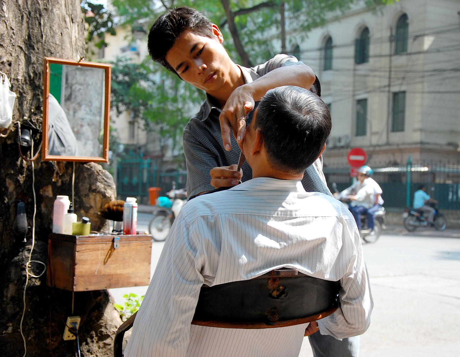 Hanoi style haircut