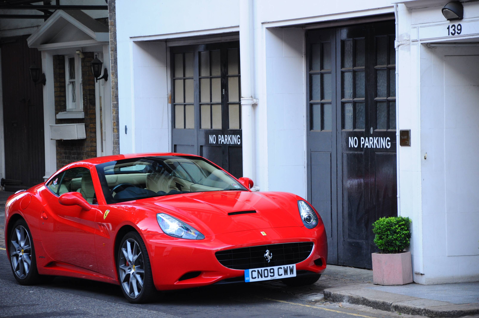 Ferrari California