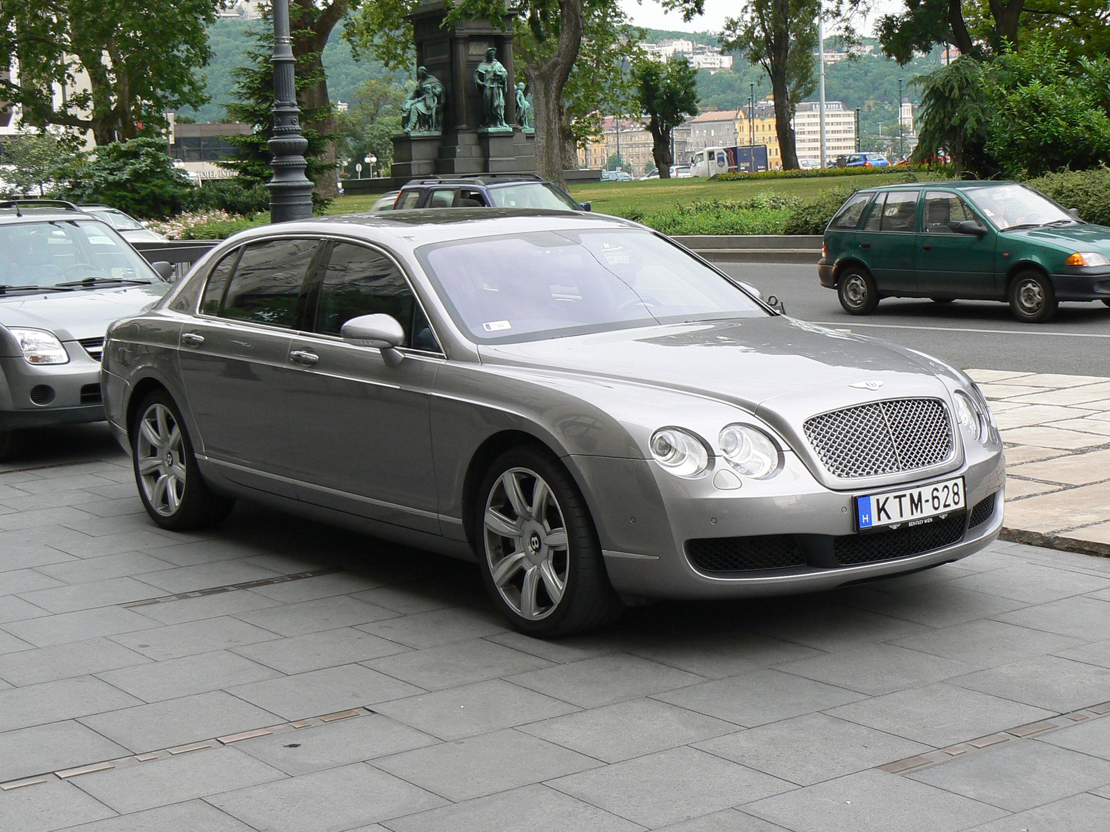 Bentley Continental Flying Spur 042