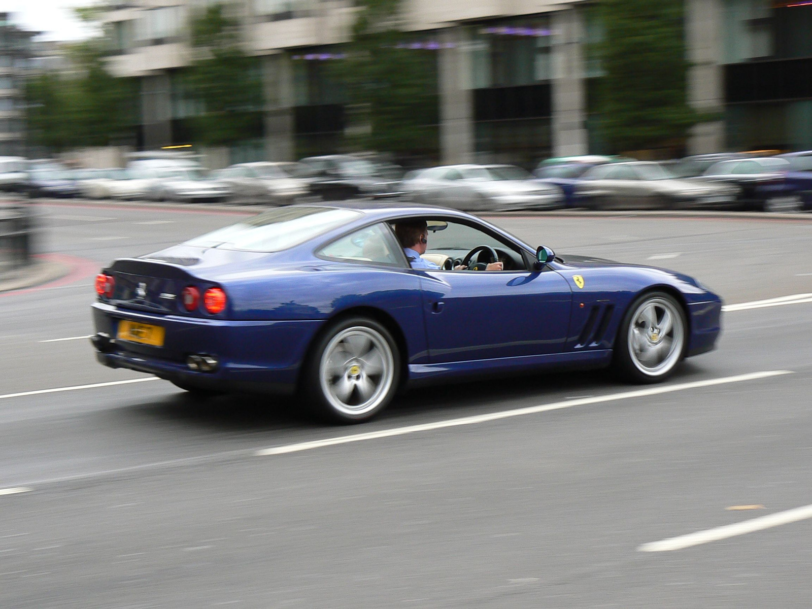 (5) Ferrari 575 Maranello