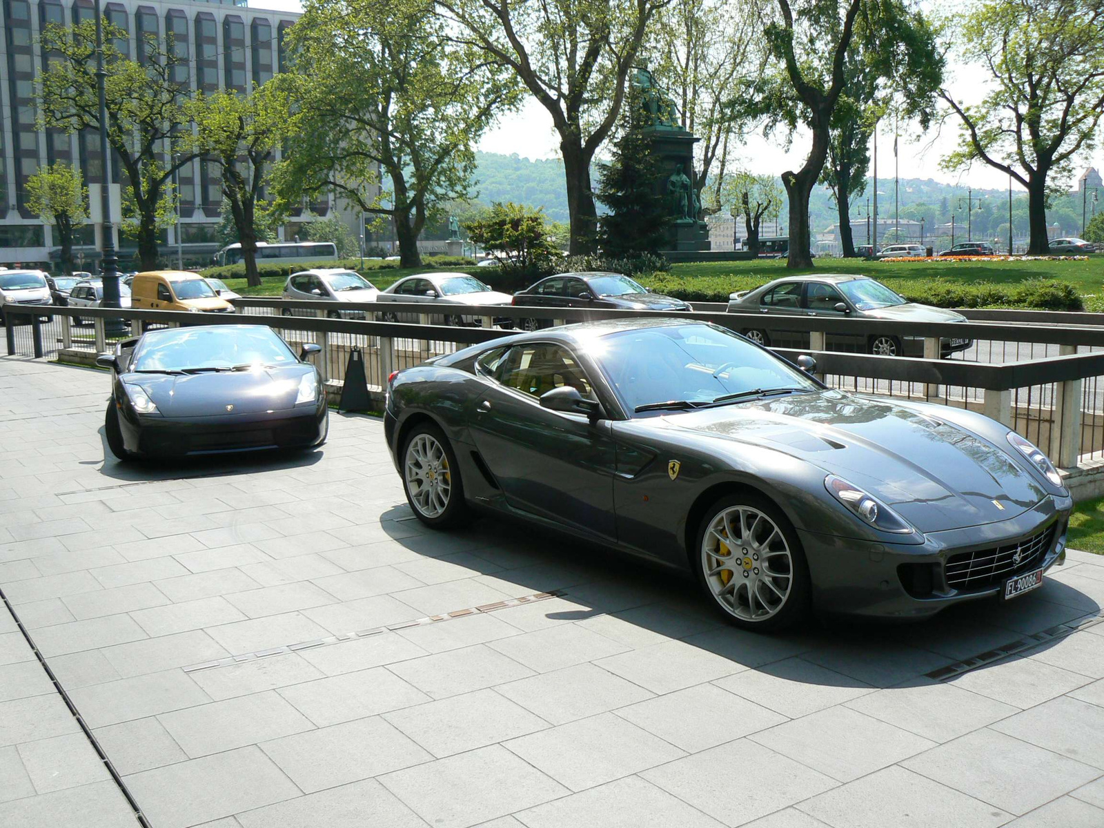 Dupla 072 Ferrari 599 & Gallardo Spyder