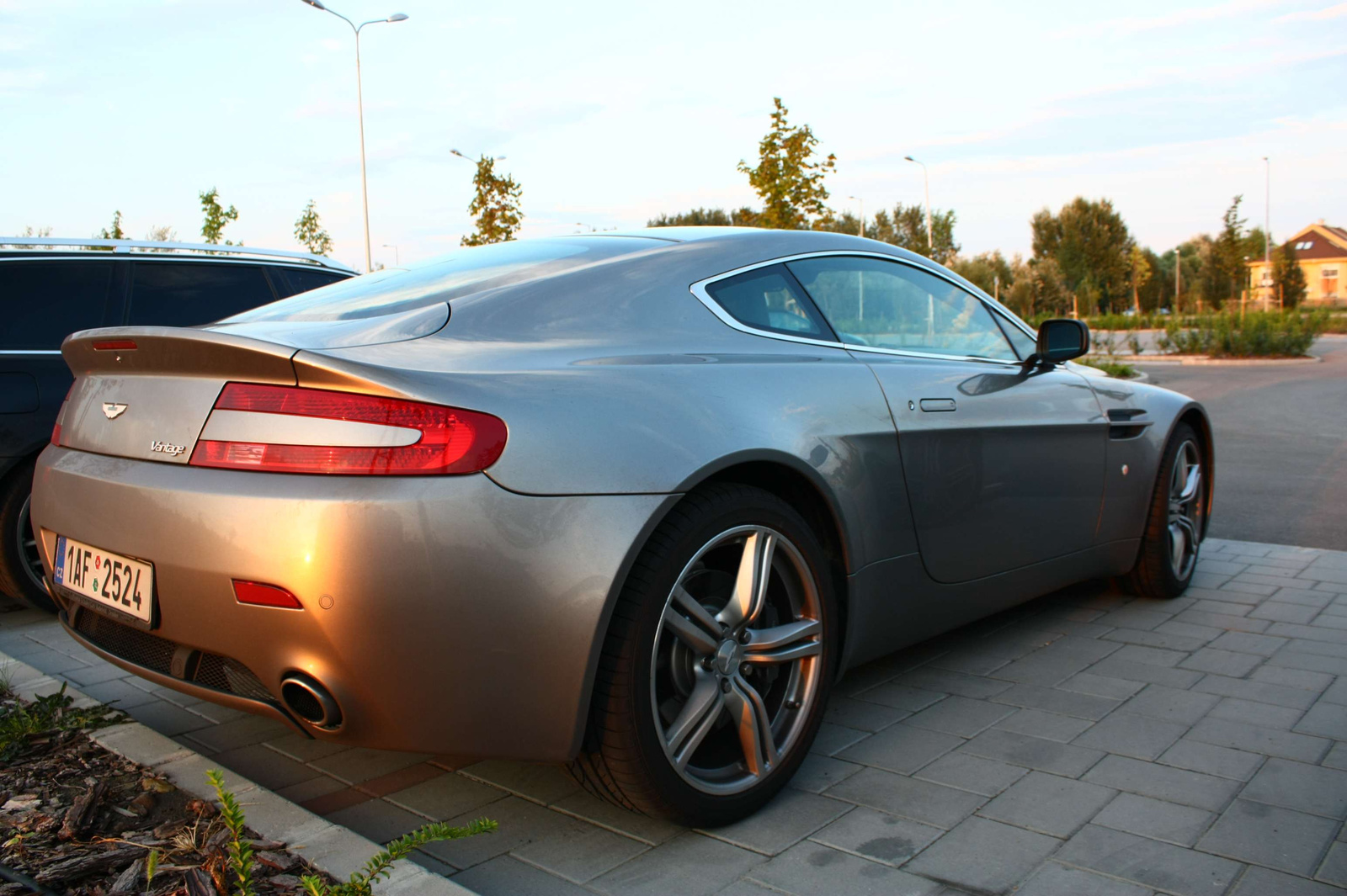 Aston Martin Vantage