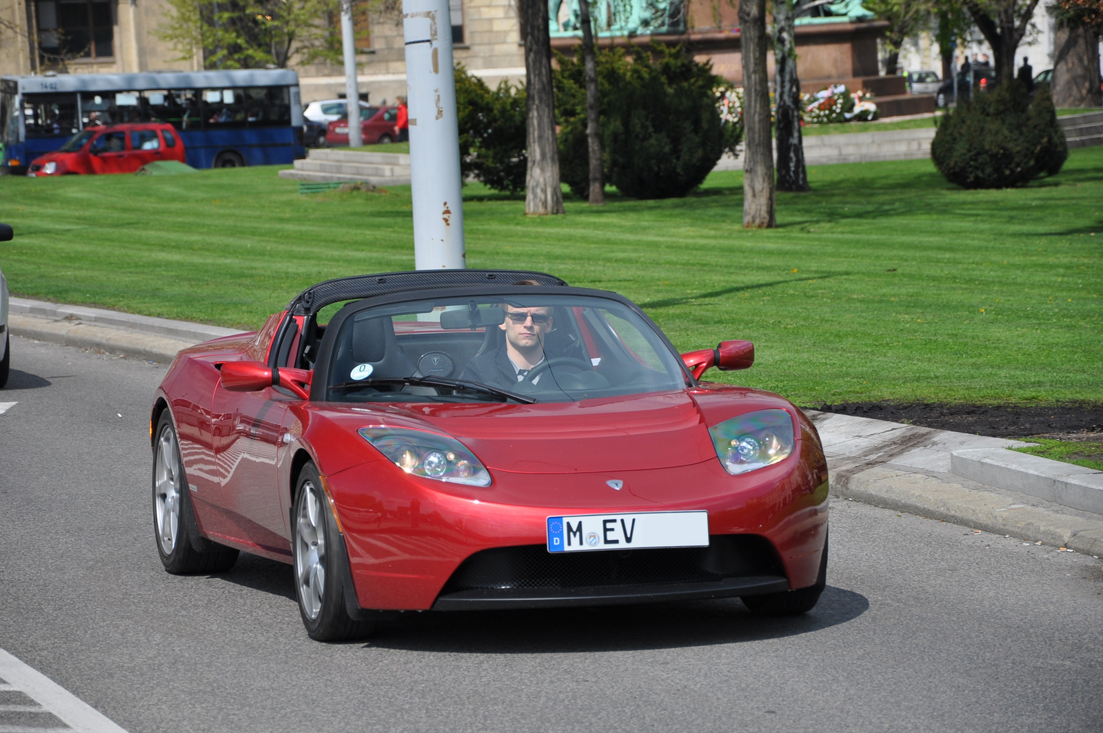 Tesla Roadster 010