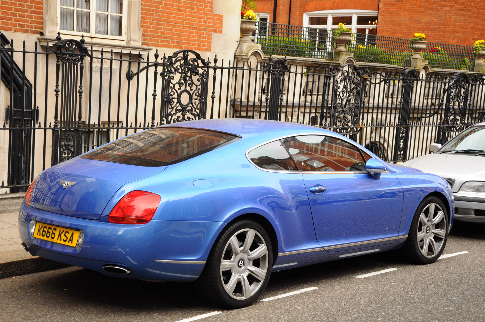 Bentley Continental GT