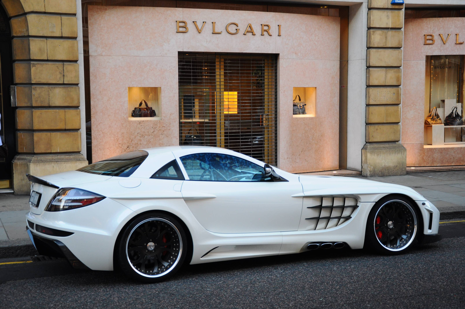 FAB Design McLaren Mercedes SLR