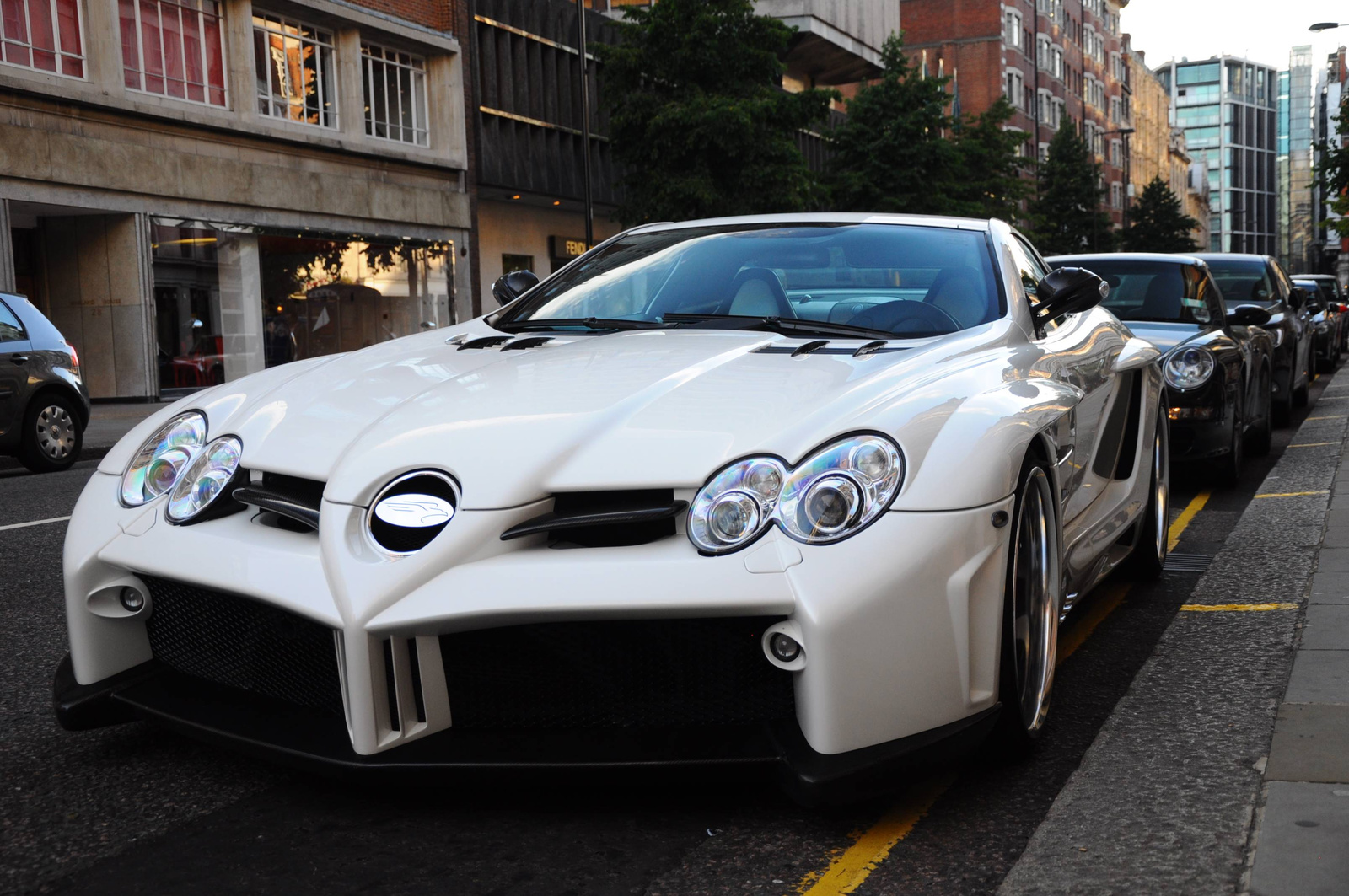 McLaren Mercedes SLR FAB Design