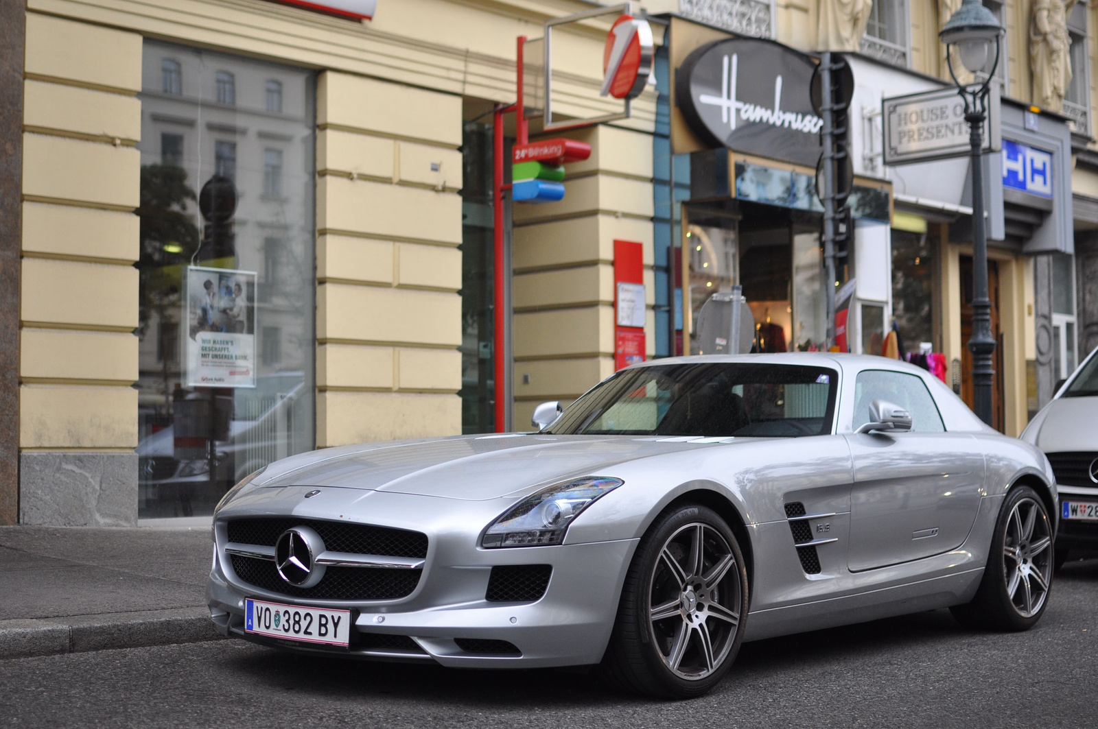 Mercedes SLS