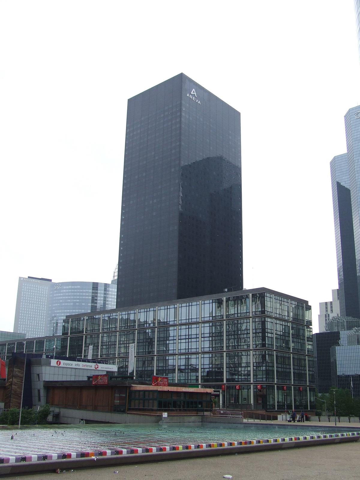 8. nap Défense