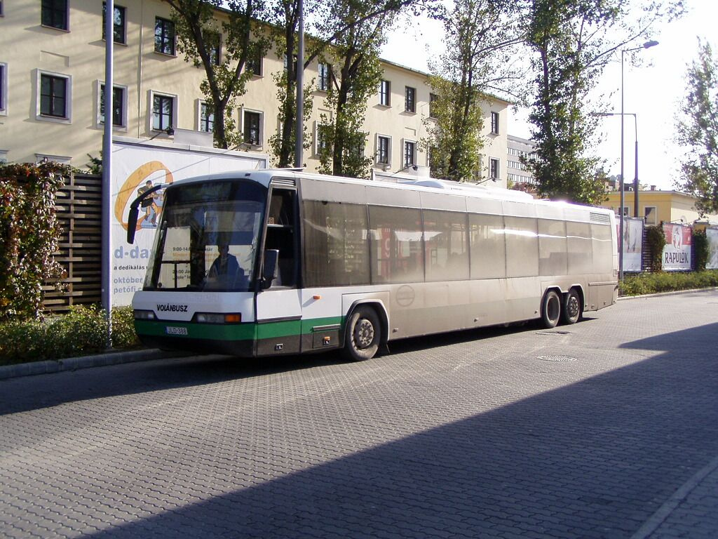 Neoplan-volánbusz-051024-01